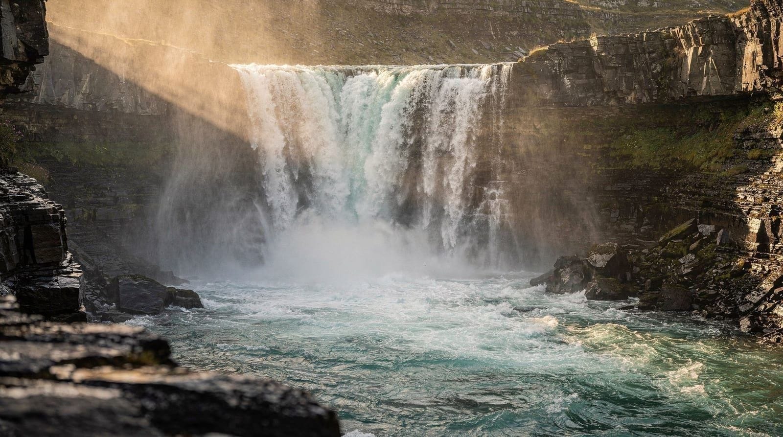 Kinchkha Waterfall